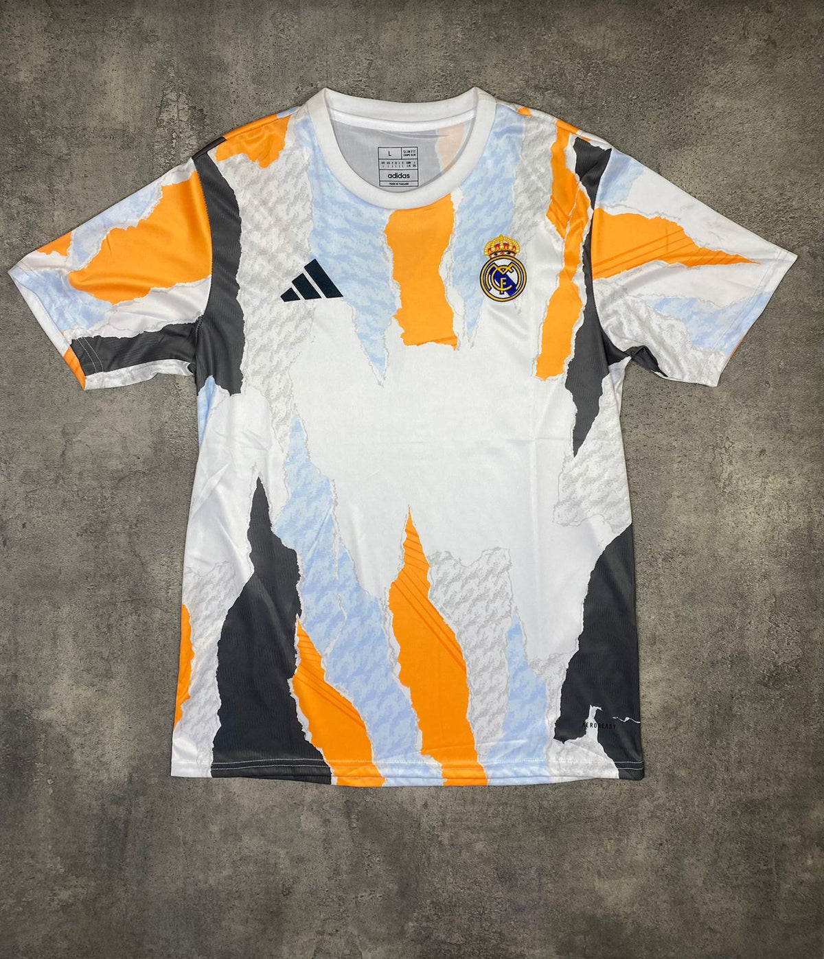 Real Madrid 25/26 training jersey