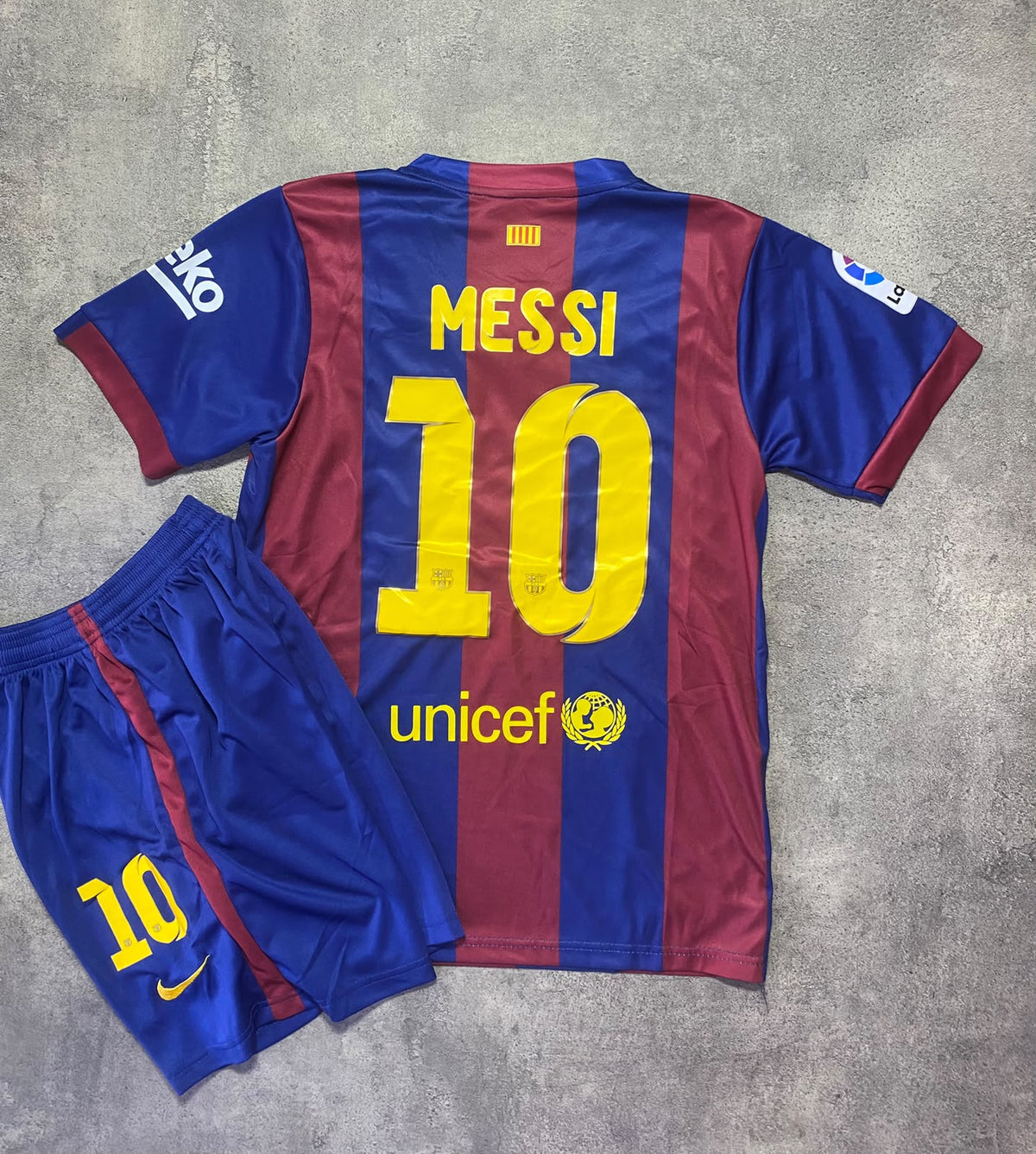 Barcelona 14/15 home kit