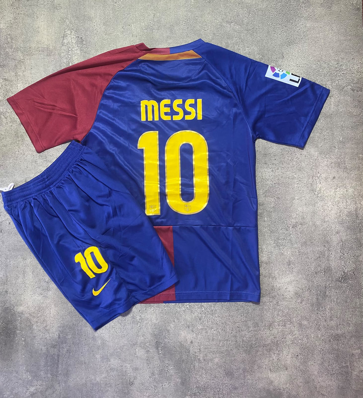 Barcelona 08/09 home kit