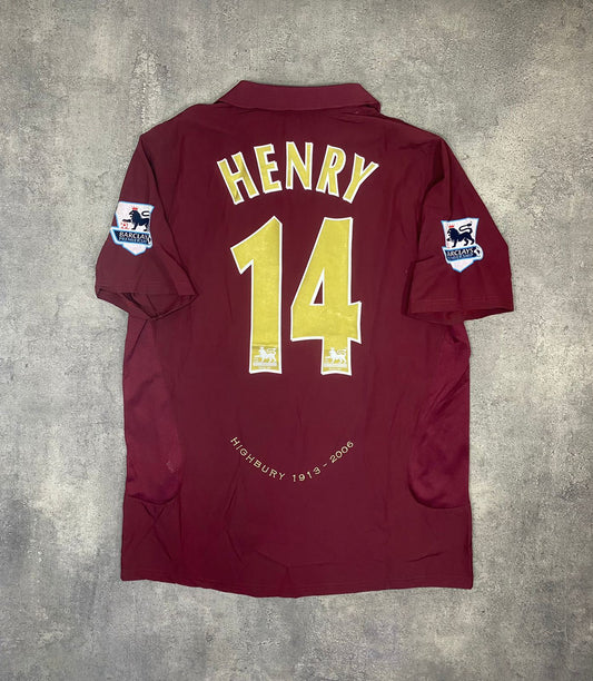 Arsenal 05/06 away jersey