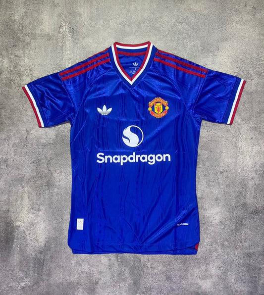 Manchester United 26/27 away jersey