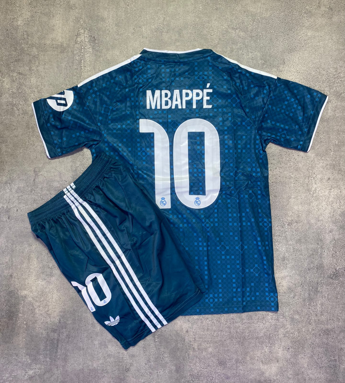 Real Madrid 26/27 away kit