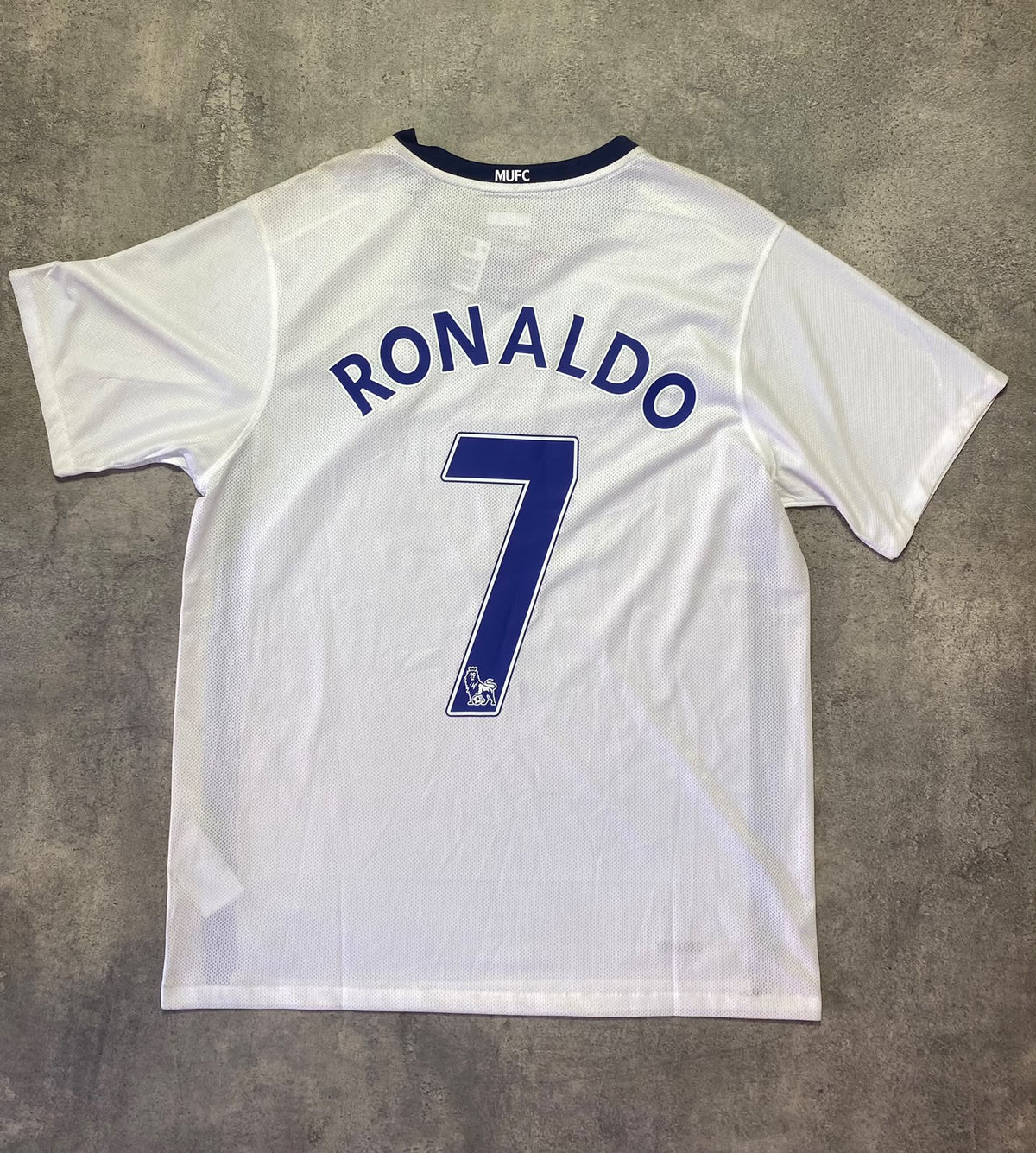 Manchester United 08/09 away jersey
