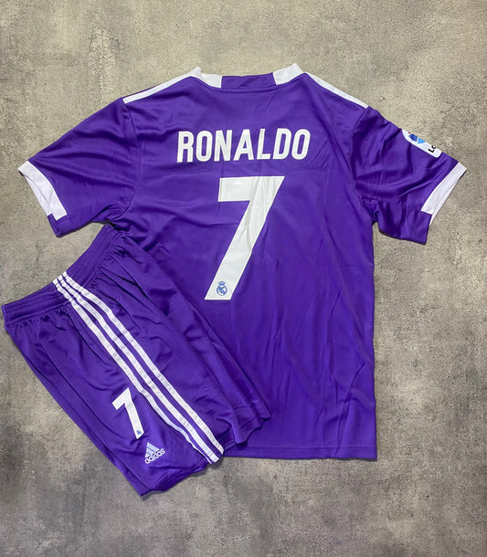 Real Madrid 16/17 away kit