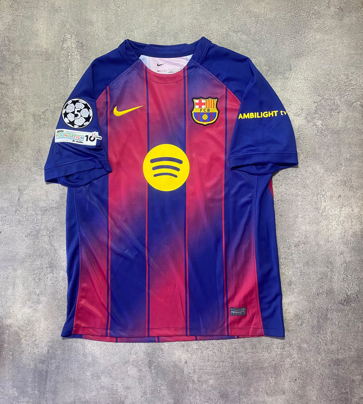 Barcelona 25/26 home kit