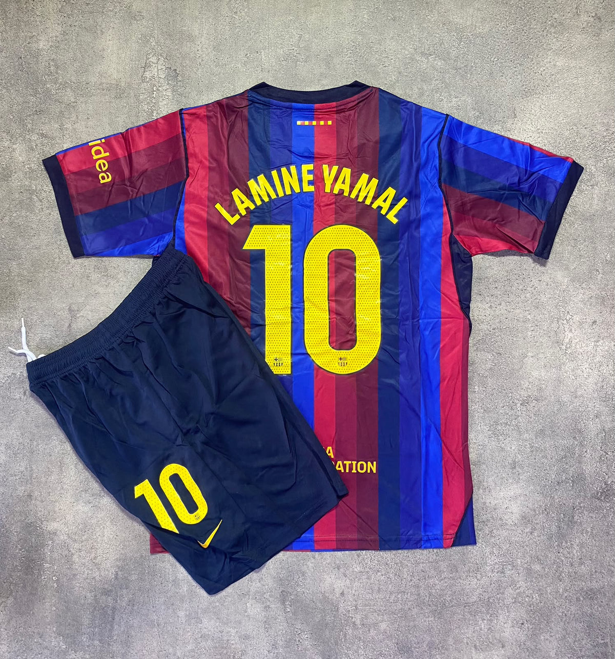 Barcelona 26/27 home kit