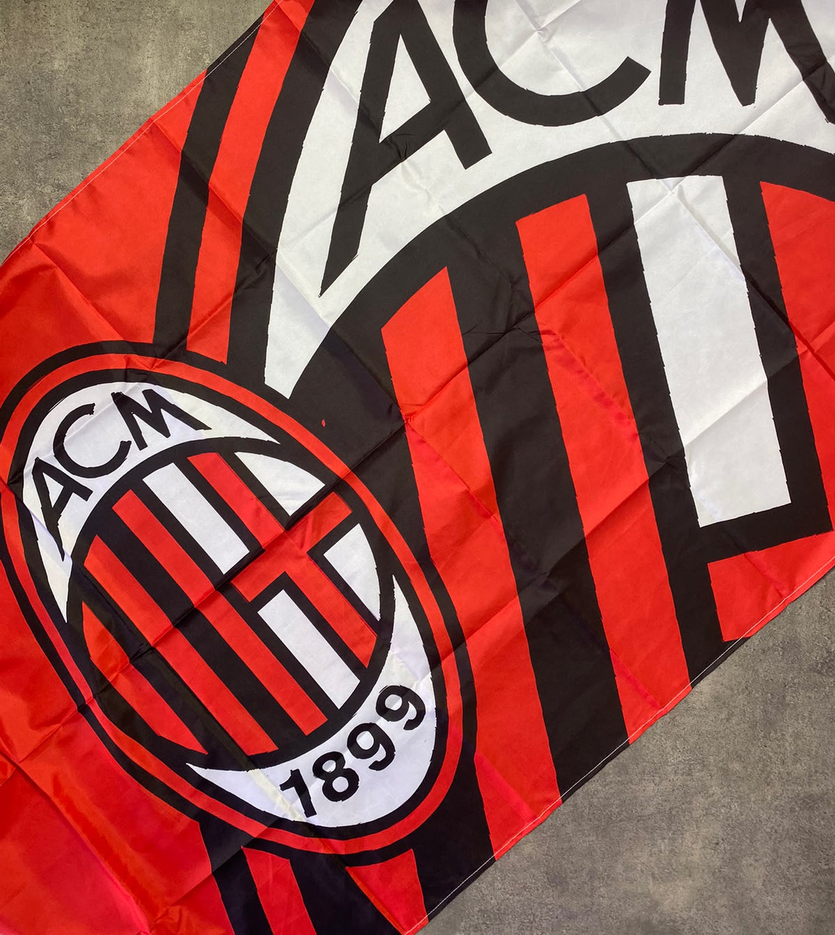 AC Milan Flag (153cm * 88cm) High quality